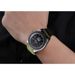 Rolex Submariner 621990